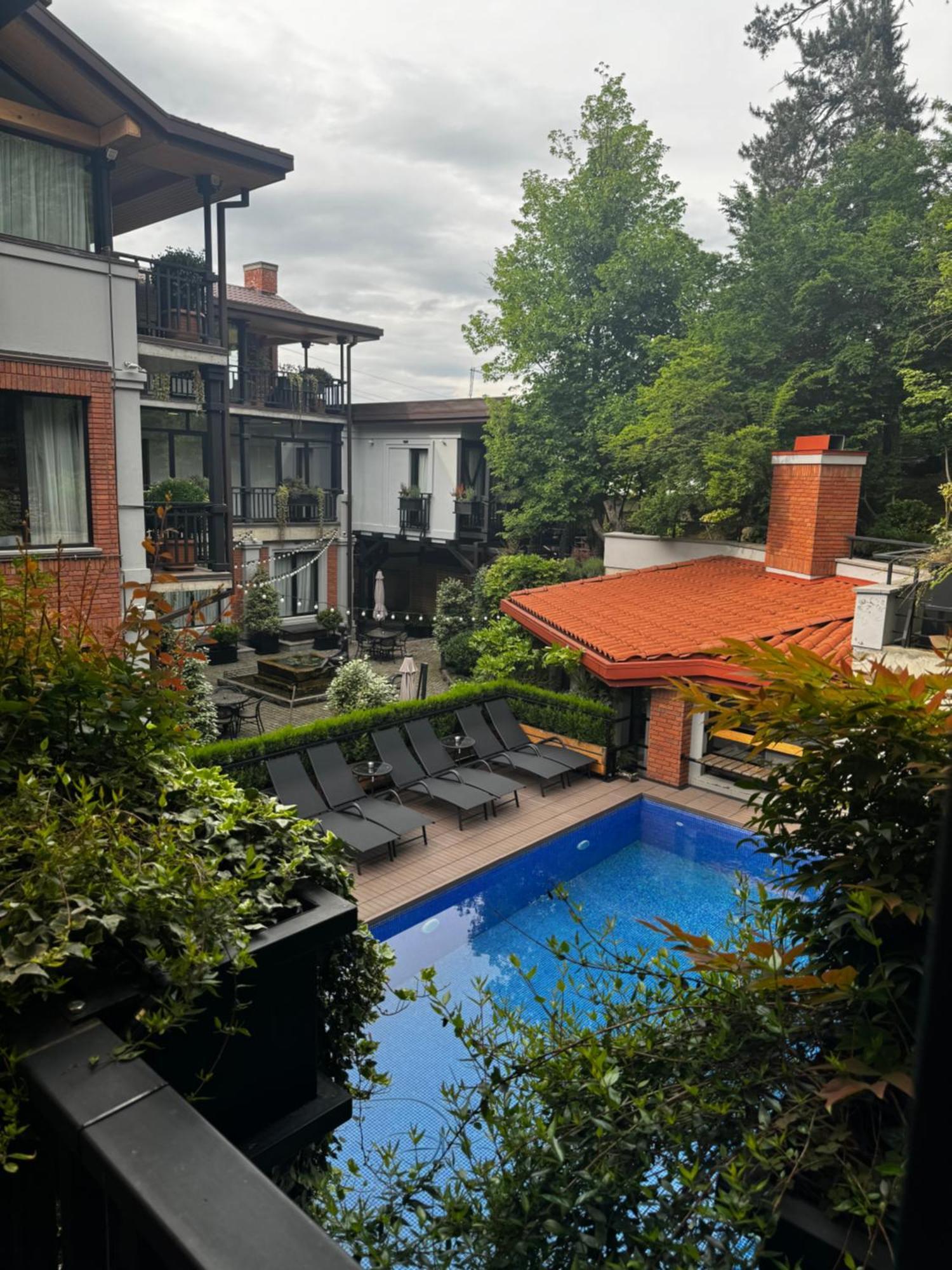 Seventeen Rooms Telavi Exterior foto