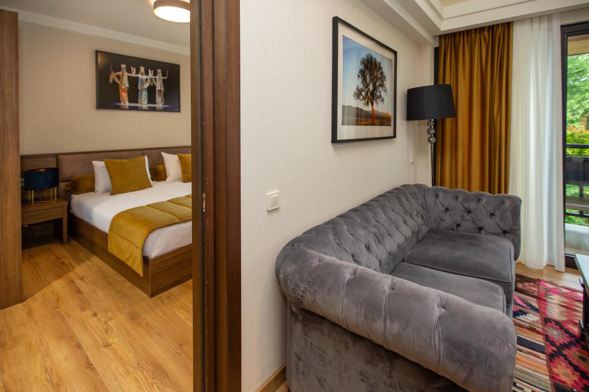Seventeen Rooms Telavi Exterior foto